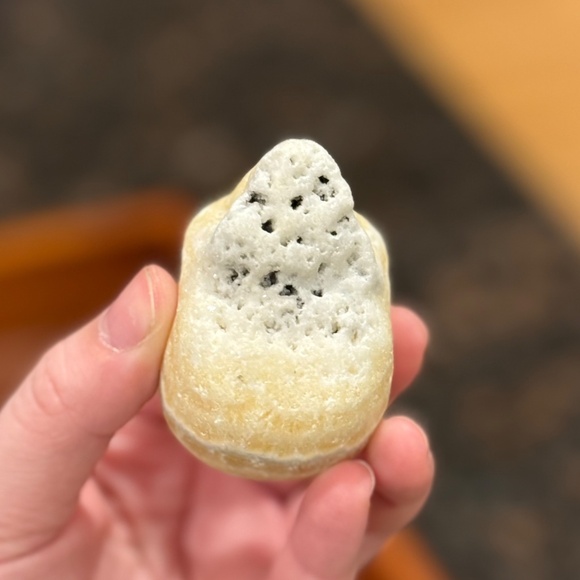 Natural Yellow Calcite Healing Skull - Picture 5 of 5